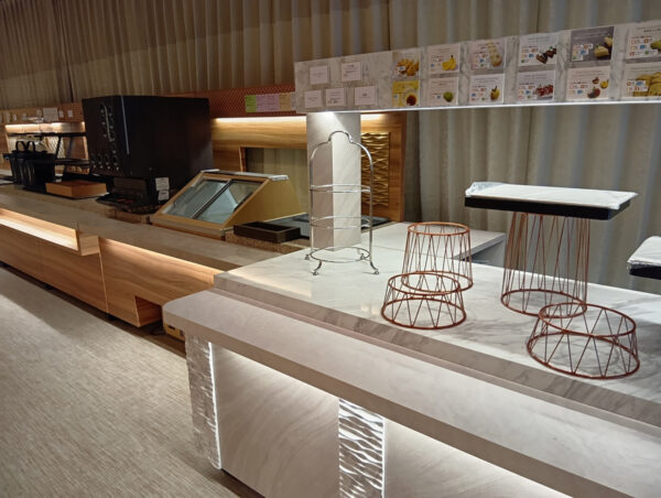 月の座リニューアル・デザートコーナー